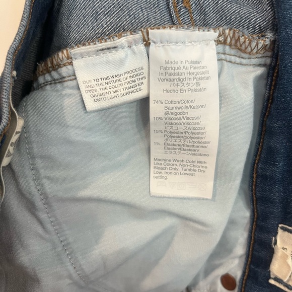 COPY - Madewell 9" Mid-Rise Skinny Jeans Button-Front Edition - Picture 9 of 9